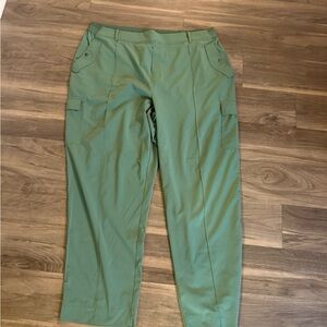 Athleta Green Cargo Pants 22
